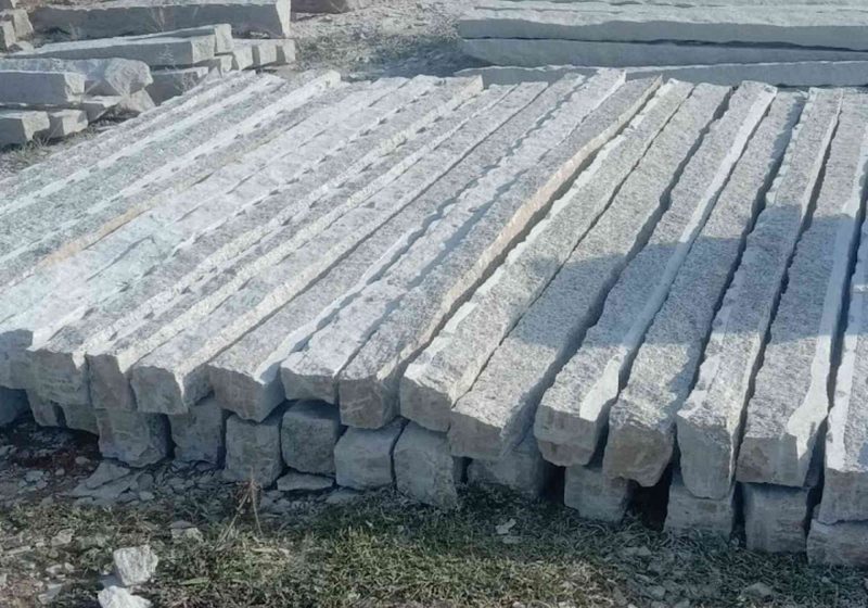Fencing Stones